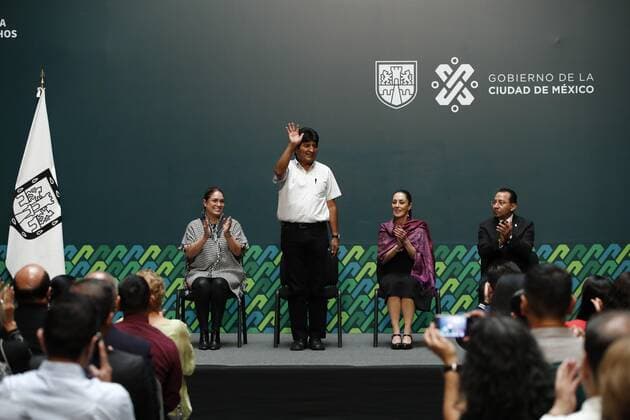 The Former President of Bolivia Evo Morales (2L) receive from the head of the Government of Mexico City, Claudia Sheinbaum (2R), the Distinguished Guest during a ceremony, in Mexico City, Mexico, 13 November 2019. The ceremony, which took place practically 24 hours after the arrival in the Mexican capital, was led by the head of government of Mexico City Claudia Sheinbaum. Evo receives distinction from Mexico City and asks for dialogue to pacify Bolivia !ACHTUNG: NUR REDAKTIONELLE NUTZUNG!  Copyright: xJosexMendezx MEX8663 20191113-637092800520375061