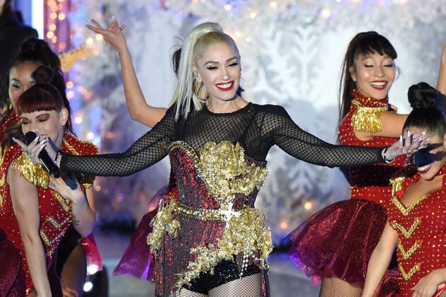 Bilder des Jahres 2019, Entertainment 11 November Entertainment Themen der Woche KW46 Entertainment Bilder des Tages November 14, 2019, New York, NY, USA: November 12, 2019 New York City..Gwen Stefani pre taping her Rockefeller Center Christmas Tree Lighting performance on November 14, 2019 in New York City. New York USA  - ZUMAny1_ 20191114_zaf_ny1_063 Copyright: xKristinxCallahanx