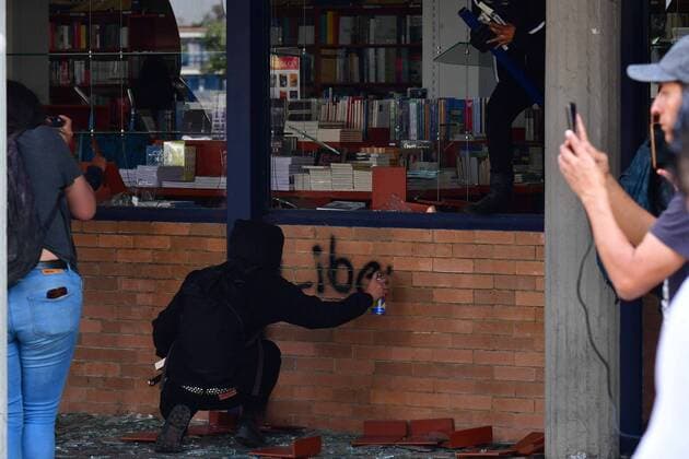 November 14, 2019 EUM20191114SOC15 JPG MEXICO CITY Protest UNAM 14 November 2019 Aspects of vandalism by young people hooded at the same time as the protest at the Rectory Tower in Ciudad Universitaria against the harassment and sexual violence of which the students are victims In the picture the destruction in one of the UNAM bookshops Photo Agency EL UNIVERSALHugo GarciaEELG  - ZUMAu78_ 20191114_zaf_u78_031 Copyright: xElxUniversalx