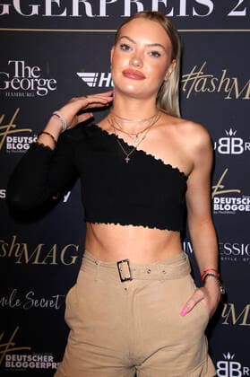 Cheyenne Savannah Ochsenknecht at the presentation of the 4 German Blogger Prize by HashMAG in the Mozart Halls Hamburg, 14 11 2019 Foto:xH.xHartmannx xFuturexImage