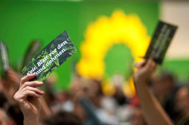 44 Ordinary Federal Delegates Conference of the Greens 15 17 November 2019, Bielefeld Federal Party Congress of the Greens Federal Delegates Conference BDK Party Congress Alliance 90 The Greens Green Party Party Politics Bielefeld North Rhine-Westphalia NRW Germany Germany Copyright: xAchimxDuwentästerx