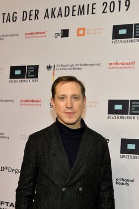 Award ceremony of the DAFF 2019 Timo Jacobs Arrival at the award ceremony of the German Academy for Television 2019 in the Kino Babylon in Berlin on 16 11 2019 PPM