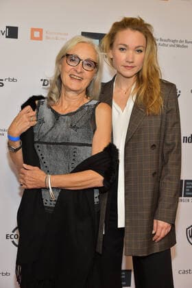 Award ceremony of the DAFF 2019 Leonore Weissgerber, Lisa Maria Potthoff Arrival at the award ceremony of the German Academy for Television 2019 in the Kino Babylon in Berlin on 16 11 2019 PPM