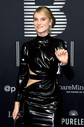 Kim Hnizdo at the 4 Place To B Award 2019 at Axel Springer SE Verlagshaus Berlin, 16 11 2019 Foto:xN.xKubelkax xFuturexImage