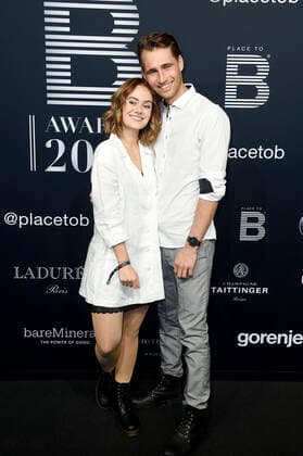 Marie Johnson with friend Alex Falk at the 4 Place To B Award 2019 at Axel Springer SE Verlagshaus Berlin, 16 11 2019 Foto:xN.xKubelkax xFuturexImage