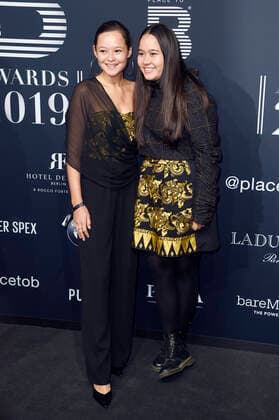 Isabel and Melati Wijsen at the 4 Place To B Award 2019 at Axel Springer SE Publishing House Berlin, 16 11 2019 Foto:xN.xKubelkax xFuturexImage
