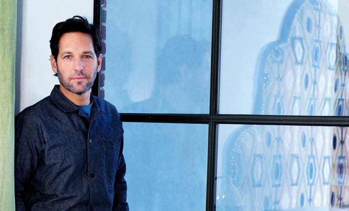 October 15, 2019, New York, New York, USA: October 15, 2019, New York City, USA: Actor Paul Rudd, currently starring in the Netflix comedy series, Living With Yourself. New York USA - ZUMAg28_ 20191015_zaf_g28_014 Copyright: xStanxGodlewskix