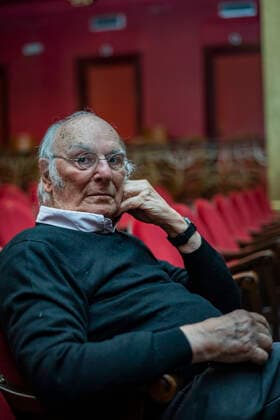 Carlos Saura in the presentation and press pass of the play La fiesta del chivo . Juan Echanove stars in this theatrical version of one of Mario Vargas Llosa s best-known novel, directed by Carlos Saura and adapted by Natalio Grueso. The cast is completed by Lucia Quintana, Manuel Moron, Eduardo Velasco, Gabriel Garbisu and David Pinilla, of this production by Jose Velasco. Madrid, Spain. November 21, 2019.  (2019112180)
