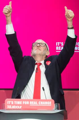 Bilder des Jahres 2019, News 11 November News Themen der Woche News Bilder des Tages (191121) -- BIRMINGHAM, Nov. 21, 2019 (Xinhua) -- British Labour Party leader Jeremy Corbyn gestures during the launch of the party s election manifesto in Birmingham, Britain, on Nov. 21, 2019. The United Kingdom s (UK) main opposition Labour Party launched its election manifesto on Thursday that promises to ensure that higher earners pay more tax and to introduce a new second homes tax. (Photo by Ray Tang Xinhua) BRITAIN-BIRMINGHAM-LABOUR PARTY-ELECTION MANIFESTO 