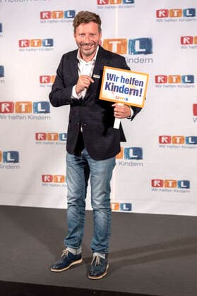 Thorsten Schorn beim 24. RTL-Spendenmarathon im Studio 8 der NOBEO Studios. Köln-Hürth, 21.11.2019 *** Thorsten Schorn at the 24 RTL Spendenmarathon in Studio 8 of the NOBEO Studios Köln Hürth, 21 11 2019 Foto:xJ.xZumbuschx xFuturexImage