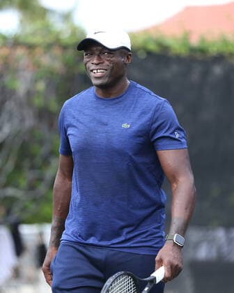 BOCA RATON, FL - NOVEMBER 22: Seal playing Tennis at The Boca Raton Resort Tennis Center for the 29th Annual Chris Evert Raymond James Pro-Celebrity Tennis Classic, on November 22, 2019 in Boca Raton, Florida...People: Seal Boca Raton United States Of America - ZUMAs214 20191122_zba_s214_110 Copyright: xSMGx