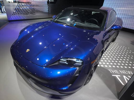November 22, 2019, Los Angeles, California, U.S: The new Porsche Taycan 4s is displayed during the first day of the LA Auto Show outside Los Angeles Convention Center, Nov. 22, 2019 in Los Angeles. The LA Auto Show opens to the public on Nov. 22 and runs through Dec. 1. Los Angeles U.S. - ZUMAc68_ 20191122_zaf_c68_079 Copyright: xRingoxChiux