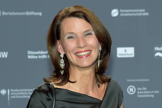 German Sustainability Award 2019 on 22 11 2019 at the Maritim Hotel in Düsseldorf Rita Schwarzelühr Sutter Palamentary State Secretary at the Federal Ministry for the Environment, Nature Conservation and Nuclear Safety xJFx