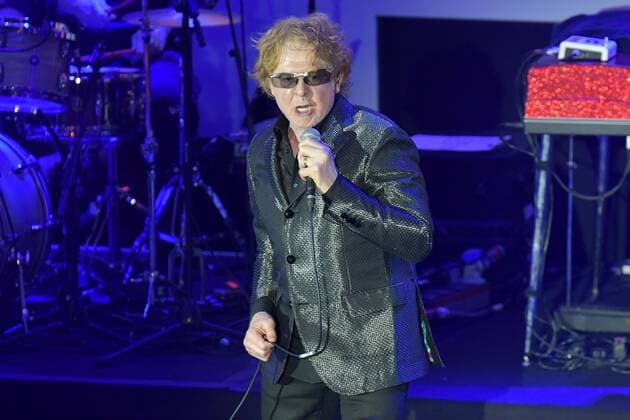 German Sustainability Award 2019 on 22 11 2019 at the Maritim Hotel in Düsseldorf Mick Hucknall Singer of the band Simply Red and Honorary Winner xJFx