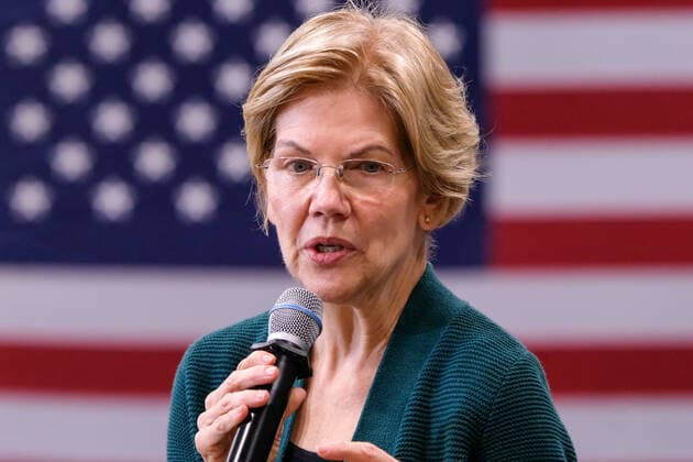 Bilder des Jahres 2019, News 11 November News Themen der Woche November 23, 2019, Manchester, United States: Presidential candidate Elizabeth Warren addresses her supporters in Manchester. Manchester United States - ZUMAs197 20191123_zaa_s197_223 Copyright: xPrestonxEhrlerx
