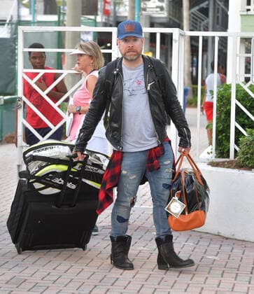 November 24, 2019, Delray Beach, Florida, United States Of America: DELRAY BEACH, FL - NOVEMBER 24: David Cook participates in the 30TH Annual Chris Evert Pro-Celebrity Tennis Classic presented by Chase Private Client at Delray Beach Tennis Center on November 24, 2019 in Delray Beach, Florida..People: David Cook Delray Beach United States Of America - ZUMAn287 20191124_zaa_n287_031 Copyright: xSMGx
