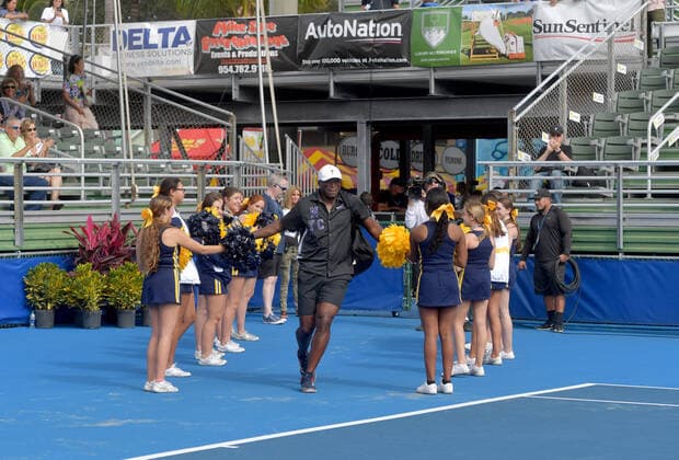 November 24, 2019, Delray Beach, Florida, United States Of America: DELRAY BEACH, FL - NOVEMBER 24: Seal participates in the 30TH Annual Chris Evert Pro-Celebrity Tennis Classic presented by Chase Private Client at Delray Beach Tennis Center on November 24, 2019 in Delray Beach, Florida..People: Seal Delray Beach United States Of America - ZUMAn287 20191124_zaa_n287_105 Copyright: xSMGx