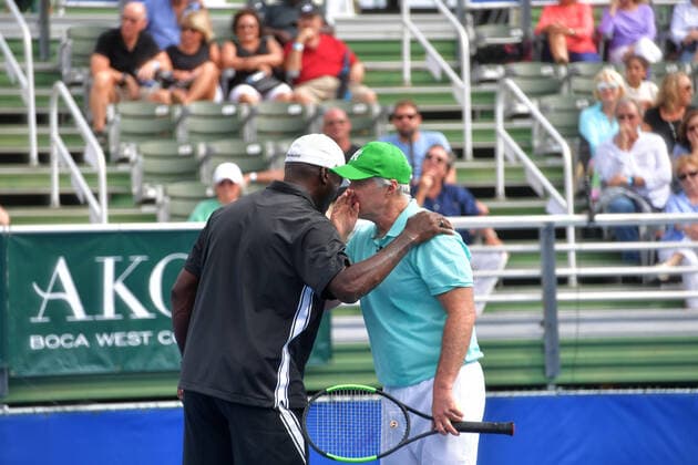 November 24, 2019, Delray Beach, Florida, United States Of America: DELRAY BEACH, FL - NOVEMBER 24: Seal participates in the 30TH Annual Chris Evert Pro-Celebrity Tennis Classic presented by Chase Private Client at Delray Beach Tennis Center on November 24, 2019 in Delray Beach, Florida..People: Seal Delray Beach United States Of America - ZUMAn287 20191124_zaa_n287_113 Copyright: xSMGx