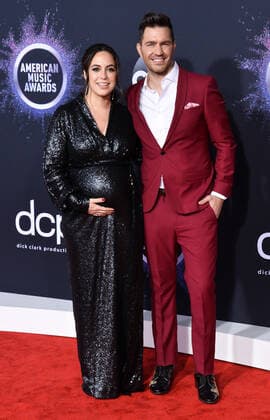 (L-R) Aijia Lise and singer Andy Grammer arrive for the 47th annual American Music Awards at the Microsoft Theater in Los Angeles on Sunday, November 24, 2019.  LAP20191124294 JIMxRUYMEN
