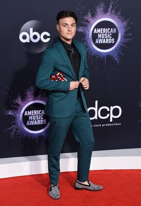 Musical artist Nick Tangorra arrives for the 47th annual American Music Awards at the Microsoft Theater in Los Angeles on Sunday, November 24, 2019.  LAP20191124335 JIMxRUYMEN