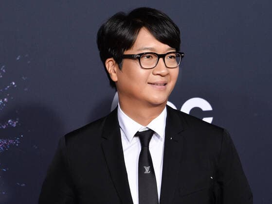 Lenzo Yoon arrives for the 47th annual American Music Awards at the Microsoft Theater in Los Angeles on Sunday, November 24, 2019.  LAP20191124441 JIMxRUYMEN