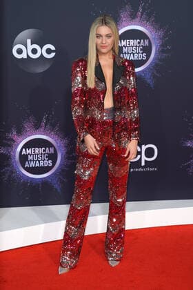 LOS ANGELES, CA - NOVEMBER 24: Kelsea Ballerini at the 2019 American Music Awards at the Microsoft Theater in Los Angeles, California on November 24, 2019. Copyright: xTonyxFortex