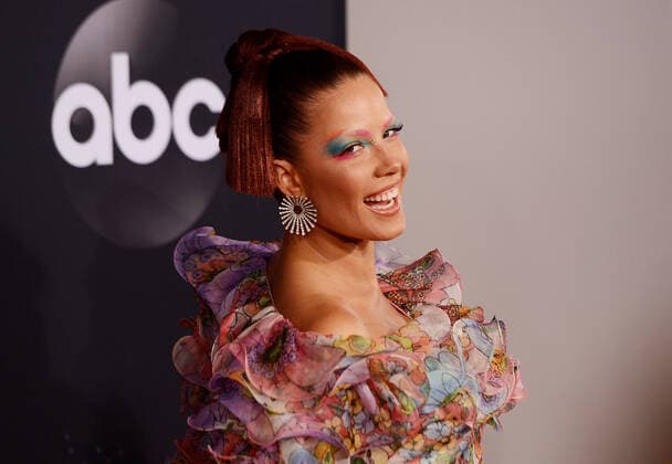 LOS ANGELES, CALIFORNIA - NOVEMBER 24: Halsey attends the 2019 American Music Awards at Microsoft Theater on November 24, 2019 in Los Angeles, California. Photo: imageSPACE MediaPunch Copyright: ximageSPACEx