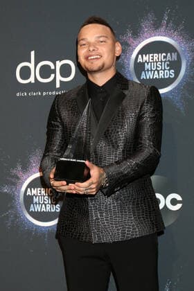 LOS ANGELES - NOV 24: Kane Brown at the 47th American Music Awards - Press Room at Microsoft Theater on November 24, 2019 in Los Angeles, CA  Copyright: xKathyxHutchinsx xIPAx xHutchinsxPhotox