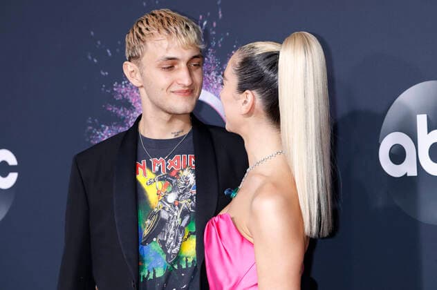 Anwar Hadid and Dua Lipa at the 47 American Music Awards 2019 at Microsoft Theater Los Angeles, 24 11 2019 Foto:xD.xBedrosianx xFuturexImage