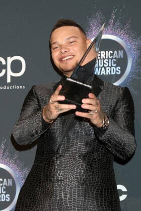 November 24, 2019, Los Angeles, CA, USA: LOS ANGELES - NOV 24: Kane Brown at the 47th American Music Awards - Press Room at Microsoft Theater on November 24, 2019 in Los Angeles, CA Los Angeles USA - ZUMAb170 20191124_zap_b170_031 Copyright: xKayxBlakex