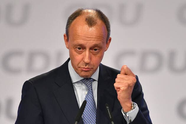 Friedrich MERZ during his speech at the lectern, gestures, single picture, cut single motive, portrait, portrait, portrait 32 party conference of the CDU Germany on 22 11 2019, Congress Centrum Leipzig,
