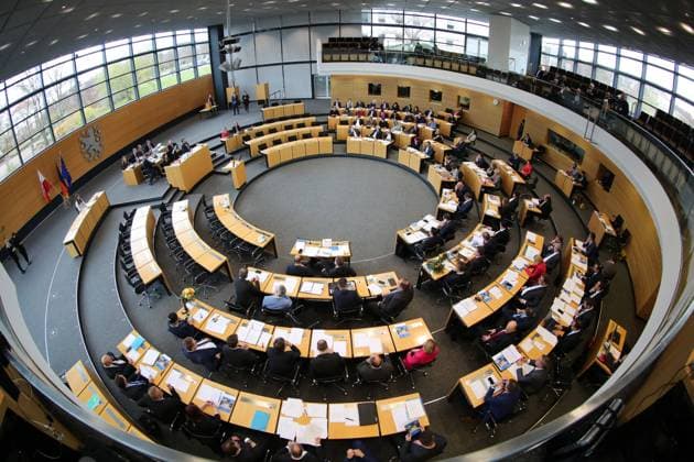 Plenum Thüringer Landtag 26.11.2019 , Erfurt, Thüringer Landtag, Plenarsaal, 7.Wahlperiode, 1. Plenarsitzung Plenum Konstitution, konstituierende Sitzung im Bild: Übersicht Plenarsaal *** Plenum Thüringer Landtag 26 11 2019 , Erfurt, Thüringer Landtag, Plenarsaal, 7 parliamentary term, 1 plenary session Plenum Constitution, constituent session in picture Overview Plenarsaal