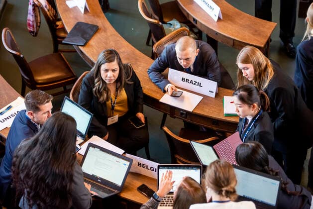 NATIONAL MODEL UNITED NATIONS CONFERENCE ERFURT 28 11 2019 Erfurt Participants in conversation during the National Model United Nations Conference at Erfurt City Hall on 28 November 2019