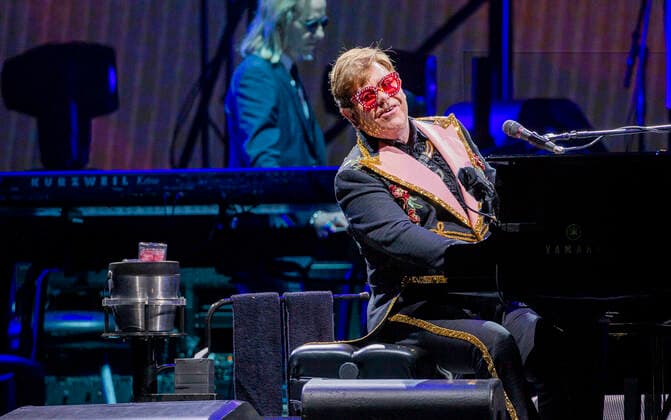 ELTON JOHN CONCERT PERTH, British musician Elton John performs during his Farewell Yellow Brick Road Tour at HBF Park, in Perth, Saturday, November 30, 2019. ( NO ARCHIVING, EDITORIAL USE ONLY, NO USE IN BOOKS WITHOUT CONSENT PERTH WA AUSTRALIA  Copyright: xTONYxMCDONOUGHx 20191201001435430541