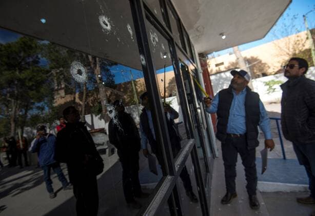Agents of the National Guard watch over the town of Villa Union, in the state of Coahuila, Mexico, 2 December 2019, after an armed attack last Saturday. The strong clashes between assassins and security forces in the northern Mexican state of Coahuila left 22 people dead and the detention of at least two alleged perpetrators, official sources said Monday. 22 dead by shooting of hitmen and police in northern Mexico !ACHTUNG: NUR REDAKTIONELLE NUTZUNG!  Copyright: xMiguelxSierrax MEX550 20191202-637109202195437357