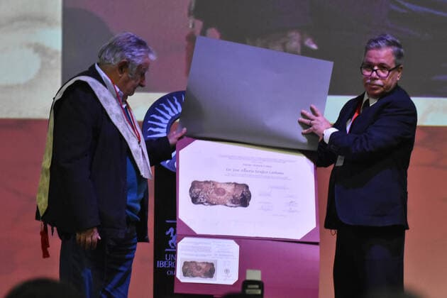 Jose Mujica receives Honoris Causa Doctorate MEXICO CITY, MEXICO - DECEMBER 2: Uruguayan ex-president Jose Mujica during a ceremony receives the Honoris Causa Doctorate award at Universidad Ibero on December 2, 2019 in Mexico City, Mexico  Copyright: xCarlosxTischlerx EYE_4640