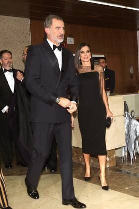 Spain s King Felipe VI (L) and Queen Letizia (R) upon arrival at 99th Mariano de Cavia , Luca de Tena and Mingote ABC Journalism Award held in Madrid, Spain, 03 December 2019. Spain s Royal couple chair the 99th Mariano de Cavia , Luca de Tena and Mingote ABC Journalism Award !ACHTUNG: NUR REDAKTIONELLE NUTZUNG!  Copyright: xJuanjoxMartinx GRAF2759 20191203-637110042877554757