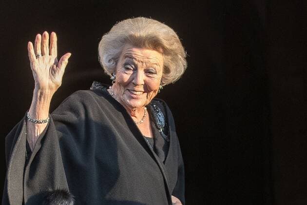 The following text was translated automatically NLD Amsterdam 20191204 - Royal family at the Prince Claus Award 2019, Princess Beatrix  Copyright: xHollandsexHoogtex xAnnekexJanssenx x402798709x