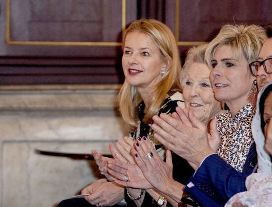 04-12-2019 Award Princess Mabel and Princess Beatrix and Princess Laurentien and Ila Kasem and de heer M. de Rivero during the Prince Claus award 2019 in Amsterdam on your ftp Artist Kamala Ibrahim Ishag from Sudan received the award.  Copyright: xPPEx