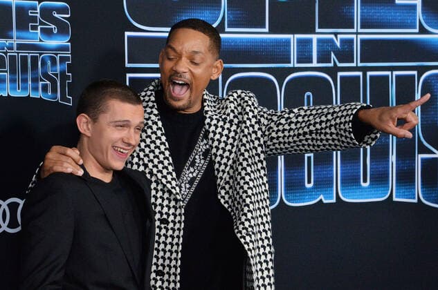 Bilder des Jahres 2019, Entertainment 12 Dezember Entertainment Bilder des Tages Cast members Tom Holland (L) and Will Smith attend the premiere of the animated motion picture Spies in Disguise at the El Capitan Theatre in the Hollywood section of Los Angeles on Wednesday, December 4, 2019. Storyline: When the world s best spy is turned into a pigeon, he must rely on his nerdy tech officer to save the world.  LAP2019120416 JIMxRUYMEN