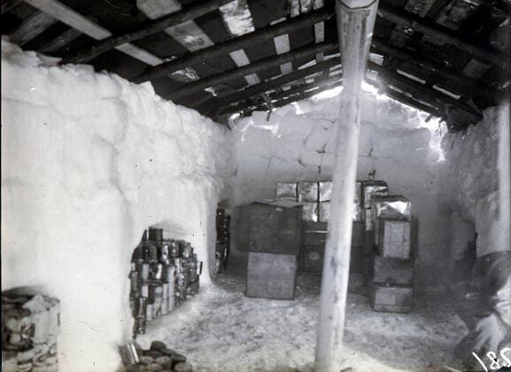 Commander CHARCOT Reserve of food stored at the general store during the Charcot expedition to the south pole from 1903 to 1905 Photograph PLENEAU P 19 20 s Credit KHARBINE TAPABOR COLL S Kakou  KH60607