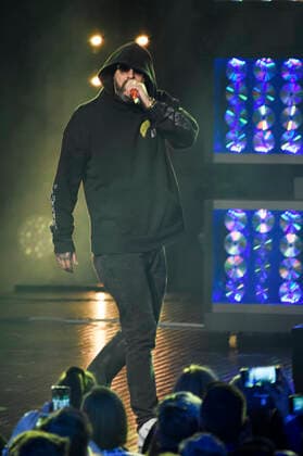 Sido live at the 20th award ceremony of the 1Live Crown 2019 in the Jahrhunderthalle Bochum, 05 12 2019 Foto:xN.xKubelkax xFuturexImage