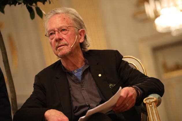 Bilder des Jahres 2019, Entertainment 12 Dezember Entertainment Bilder des Tages Peter HANDKE Pressekonferenz in Stockholm Stockholm, 06. 12. 2019 Peter HANDKE - Nobelpreis 2019 *** Peter HANDKE Press Conference in Stockholm Stockholm, 06 12 2019 Peter HANDKE Nobel Prize 2019