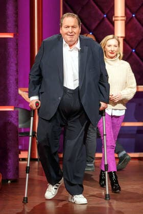 MDR - Riverboat. Schauspieler Ottfried Fischer anläßlich der Aufzeichnung der MDR - Talkshow Riverboat am 06.12.2019 im Studio 3 der Mediacity Leipzig. 20191206SFL0002 *** MDR Riverboat actor Ottfried Fischer on the occasion of the recording of the MDR talk show Riverboat on 06 12 2019 in Studio 3 of the Mediacity Leipzig 20191206SFL0002