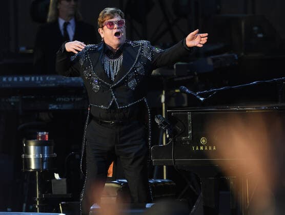ELTON JOHN CONCERT GEELONG, English musician Elton John is seen after performing his opening song, Rocket Man, during A Day On The Green music festival at Mt Duneed Estate in Geelong, Saturday, December 7, 2019. ( NO ARCHIVING, EDITORIAL USE ONLY, NO USE IN BOOKS WITHOUT CONSENT GEELONG VIC AUSTRALIA  Copyright: xJULIANxSMITHx 20191207001436662311