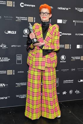 Award ceremony of the EFA 2019 Sandy Powell, Costume Design, THE FAVOURITE Winner of the 32 EFA European Film Awards 2019 at the Haus der der Berliner Festspiele in Berlin on 07 12 2019 PPM