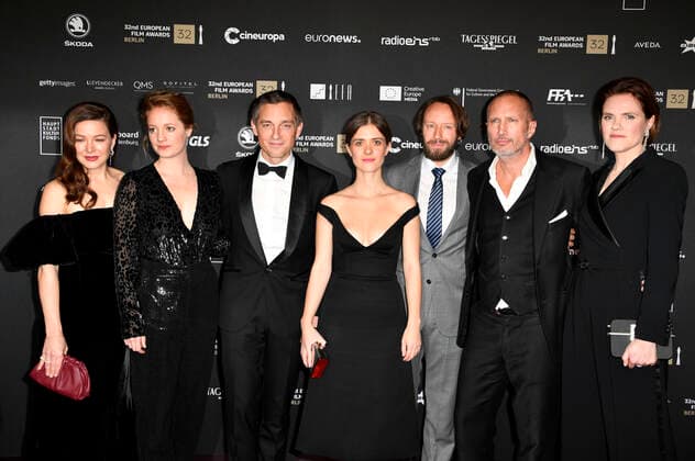 Hannah Herzsprung, Leonie Benesch, Volker Bruch, Liv Lisa Fries, Ivan Shvedoff, Benno Fürmann und Fritzi Haberlandt bei der Verleihung des 32. Europäischen Filmpreises 2019 im Haus der Berliner Festspiele. Berlin, 07.12.2019 *** Hannah Herzsprung, Leonie Benesch, Volker Bruch, Liv Lisa Fries, Ivan Shvedoff, Benno Fürmann and Fritzi Haberlandt at the award ceremony of the 32 European Film Prize 2019 in the Haus der Berliner Festspiele Berlin, 07 12 2019 Foto:xF.xKernx xFuturexImage