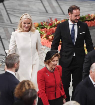 Norwegian Crown Prince Haakon and Crown Princess Mette- Marit attend the Nobel Peace Prize ceremony at City Hall in Oslo on December 10, 2019.  LON20191210111 RUNExHELLESTAD