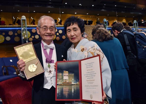Chemistry laureate Akira Yoshino and his wife Kumiko pose with his Nobel medal and diploma at the Nobel Prize award ceremony at the Stockholm Concert Hall, in Stockholm, Monday, Dec 10, 2019 STOCKHOLM SWEDEN x10030x,  Copyright: xJonasxEkstromer TTx SWEDEN NOBEL