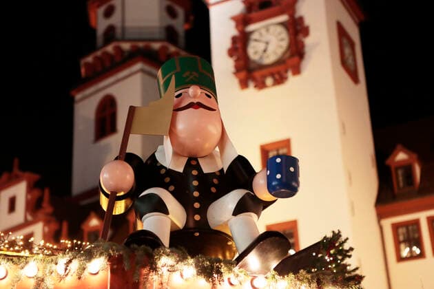 Chemnitz Christmas market 10 12 2019, Chemnitz, market, Christmas market with Christmas tree and sales stands Chemnitz Saxony FRG